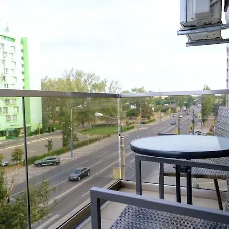 Apartman Nicole Solid House Mamaia