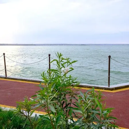 Nicole Solid House Apartman Mamaia