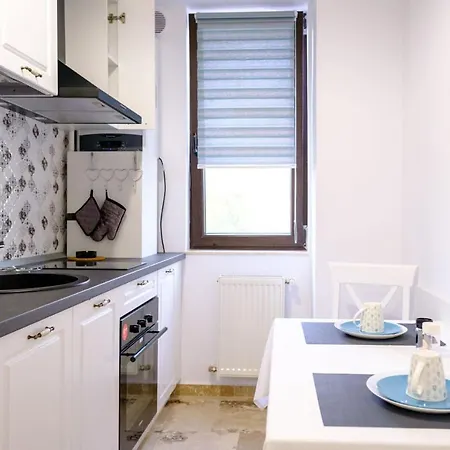 Nicole Solid House Apartman *